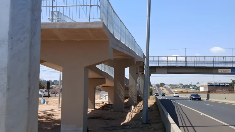 adequacao-de-duas-passarelas-da-sp-345-em-franca_9