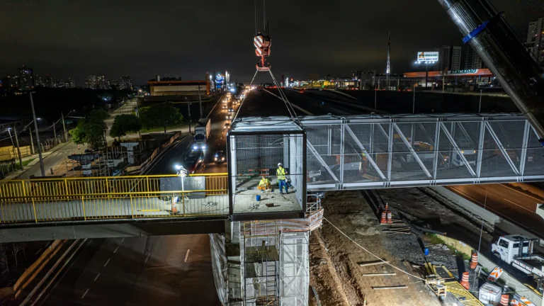 adequacao-tres-passarelas-e-execucao-de-uma-na-br-116-em-sao-jose-dos-campos_6