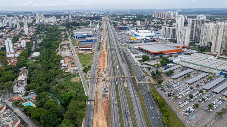 adequacao-tres-passarelas-e-execucao-de-uma-na-br-116-em-sao-jose-dos-campos_9