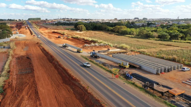 execucao-de-nove-oaes-na-br-050-em-catalao_1